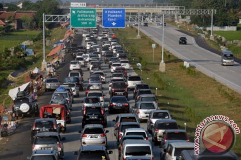 Arus Milir Melalui Tol Cipali 70 Persen