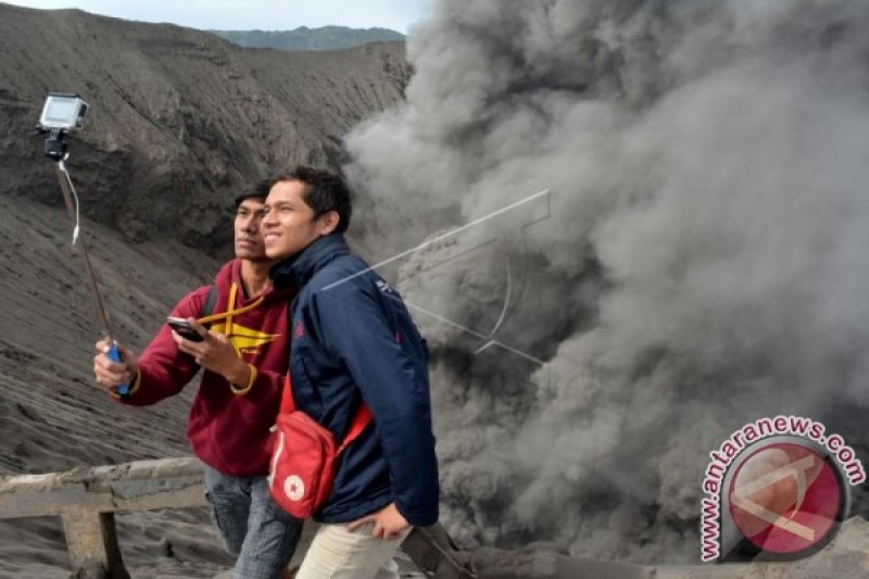 ERUPSI GUNUNG BROMO