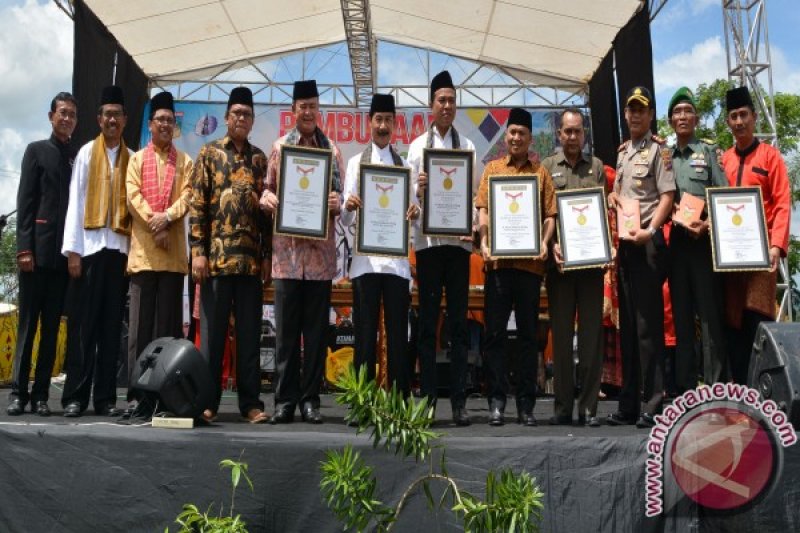 RANG SOLOK SELATAN BARALEK GADANG CETAK SEJARAH DENGAN TIGA REKOR MURI