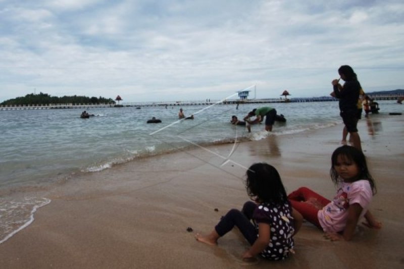 Pantai Marina Dikunjungi 15 Ribu Wisatawan/Bulan - Berita Terkini Jawa  Tengah