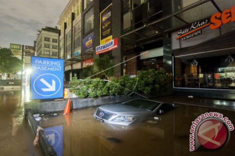 BANJIR KEMANG