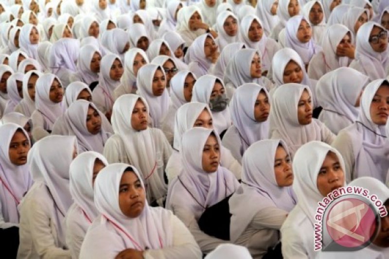 PESANTREN MAHASISWA BARU