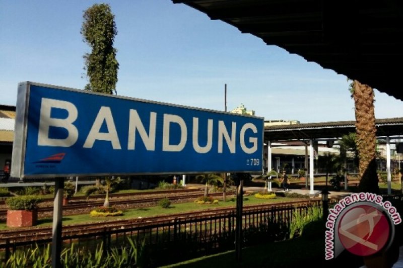 Keterisian kereta dari Bandung 100 persen