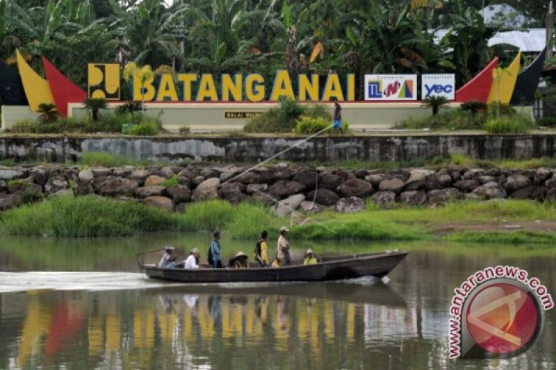 NORMALISASI SUNGAI BATANG ANAI