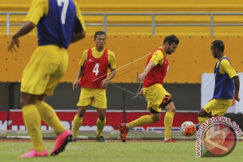 LATIHAN SEMEN PADANG