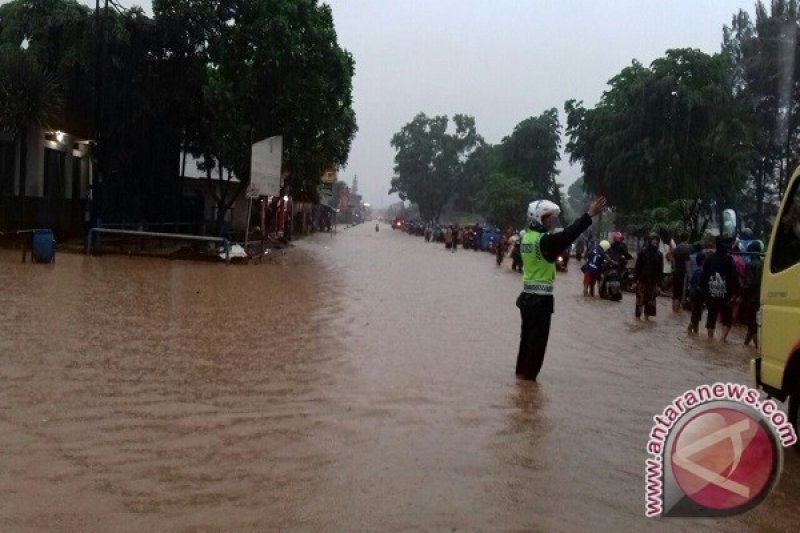 Catatan Akhir 2016: Banjir di Tanah Legenda