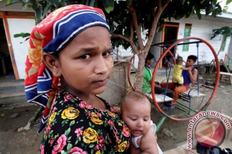 ROHINGYA MENOLAK BEKERJA DI AS