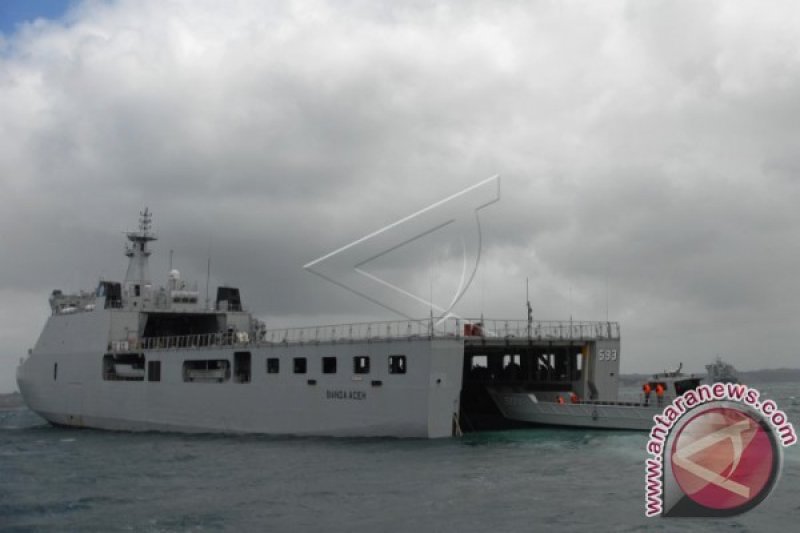 KRI BANDA ACEH-593 SIAP IKUTI LATIHAN MAHI TANGAROA