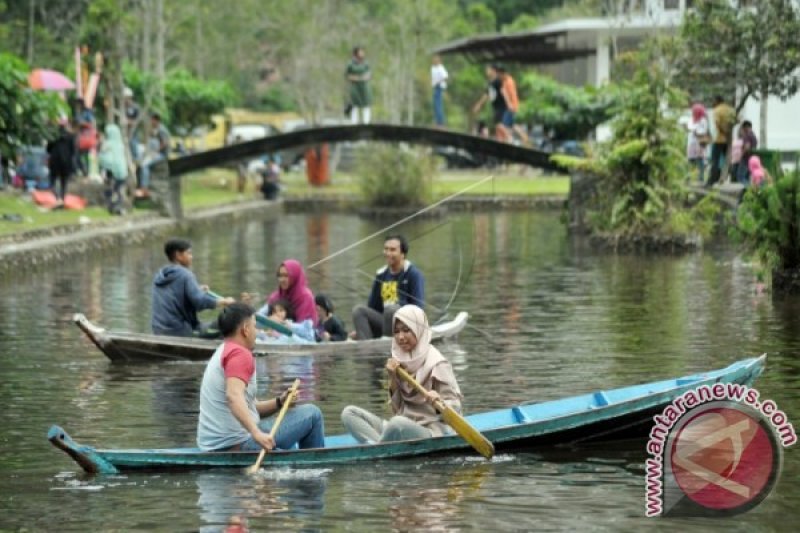 WISATA AIR LIMA PULUH KOTA