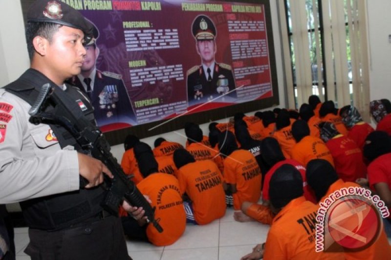 PENGUNGKAPAN KASUS PEREDARAN NARKOBA DALAM LAPAS