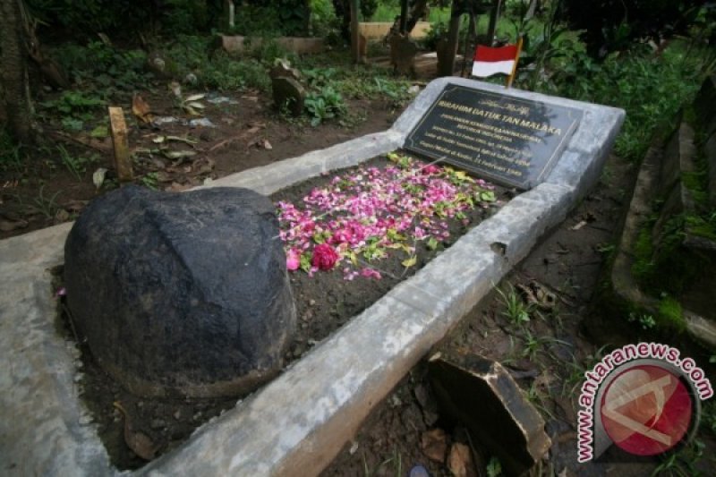 MAKAM TAN MALAKA DIPINDAHKAN