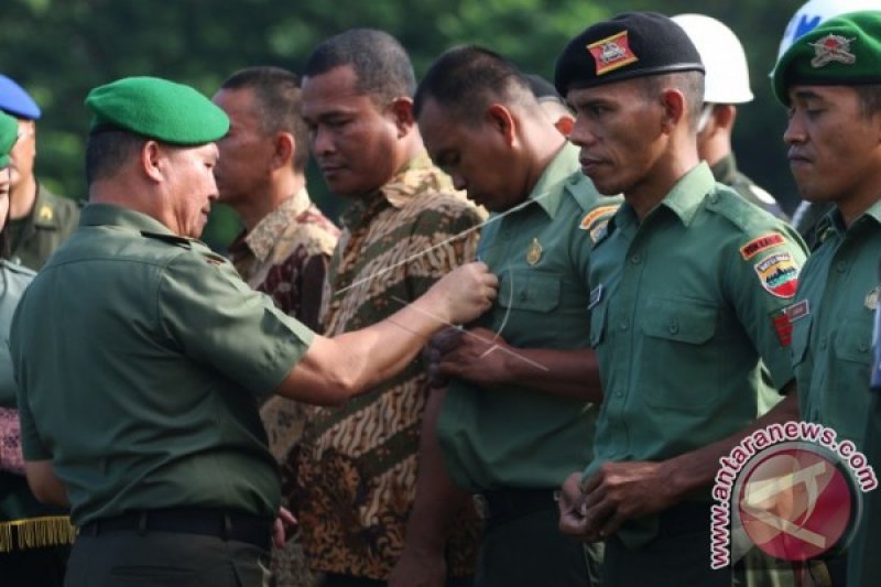 PEMECATAN ANGGOTA TNI