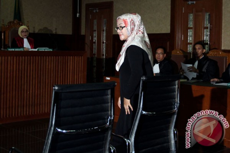 Ratu Atut Didakwa Rugikan Negara Rp79 79 Miliar Antara News<script async src=