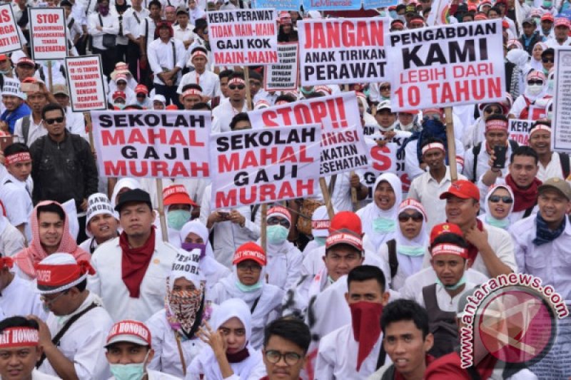 AKSI PERAWAT INDONESIA