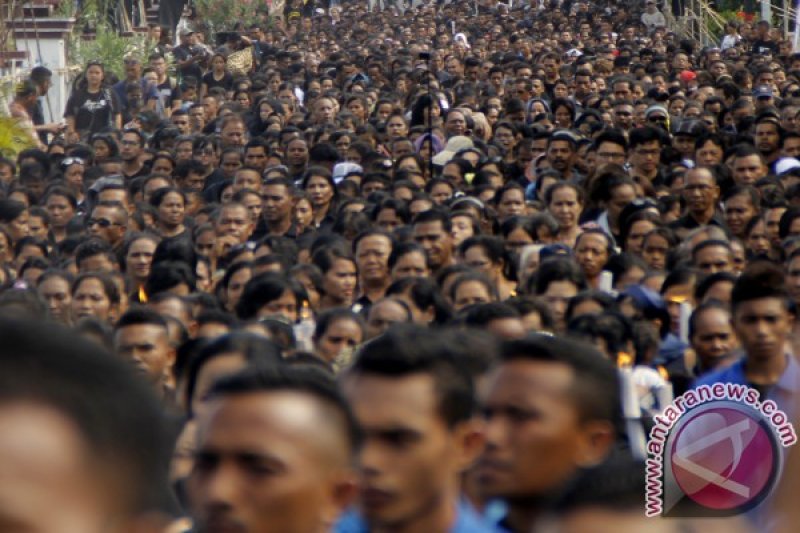 SEMANA SANTA LARANTUKA