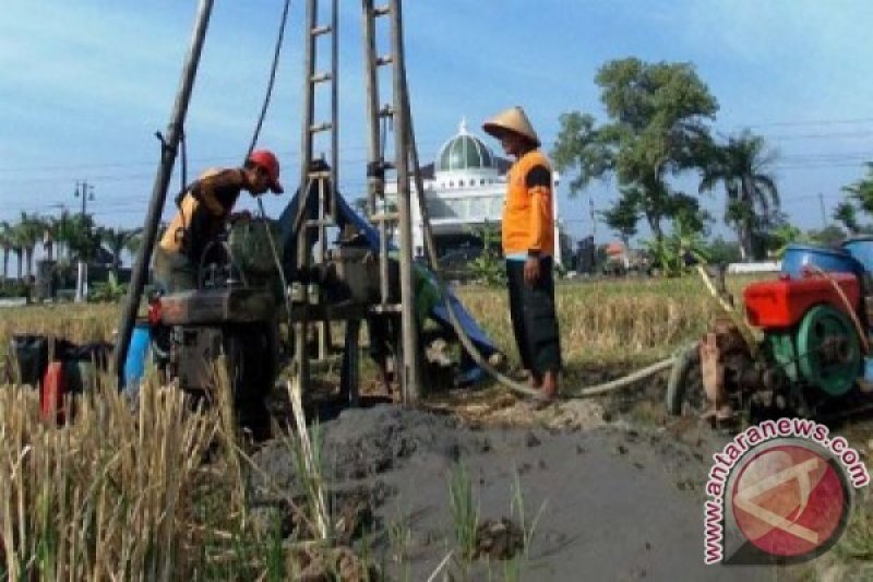 Pengeboran Air Tanah Perlu Diatur - ANTARA News Kupang, Nusa Tenggara