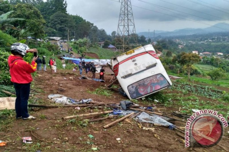 Bus yang Kecelakaan di Puncak Tidak Laik Jalan