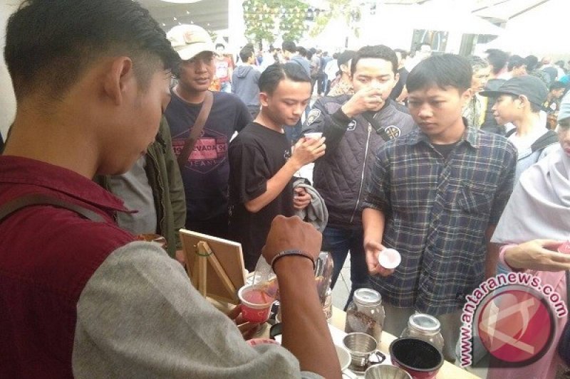 15.000 Kopi Gratis di  Festival Kopi Jawa Barat
