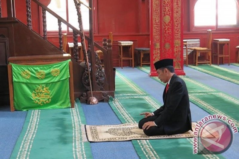 Jokowi Kunjungi Masjid Niujie Beijing