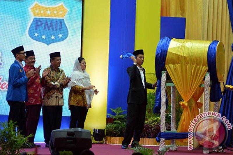 PRESIDEN BUKA KONGRES PMII