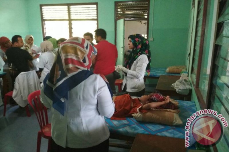 Halaqah Naqsabandiyah Gelar Khitanan Gratis di Padang