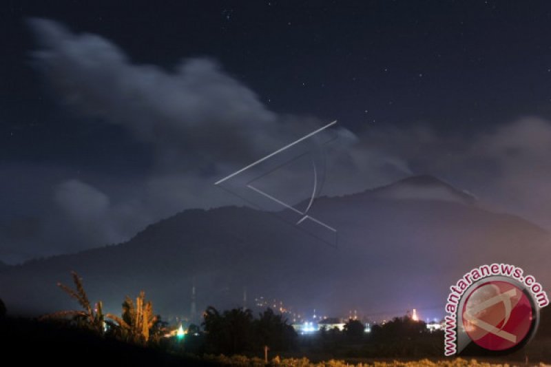 ERUPSI GUNUNG MARAPI