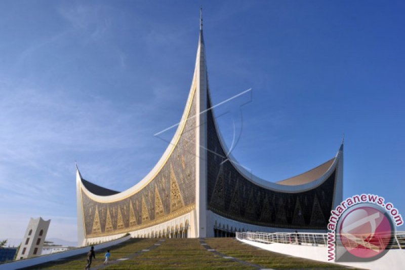 PERLUASAN MASJID RAYA SUMBAR