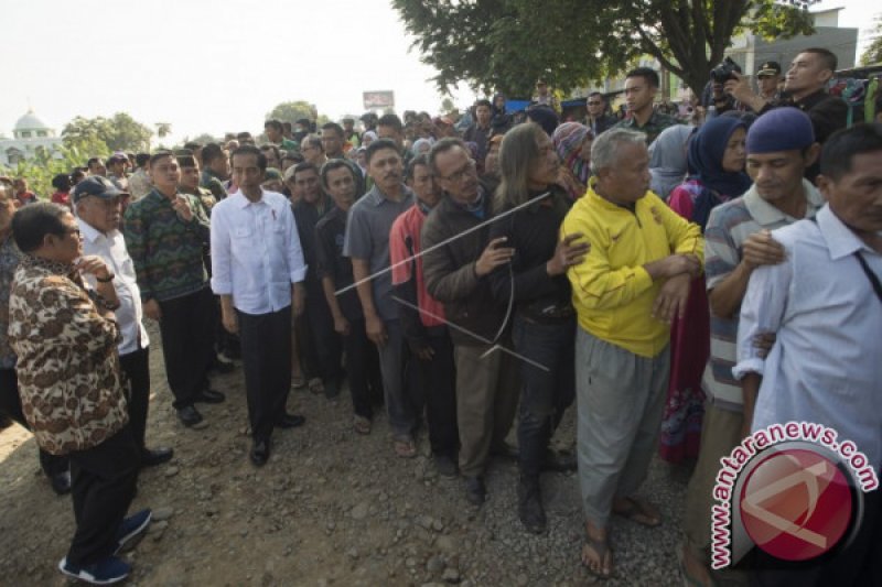 PRESIDEN BAGI SEMBAKO DI BOGOR