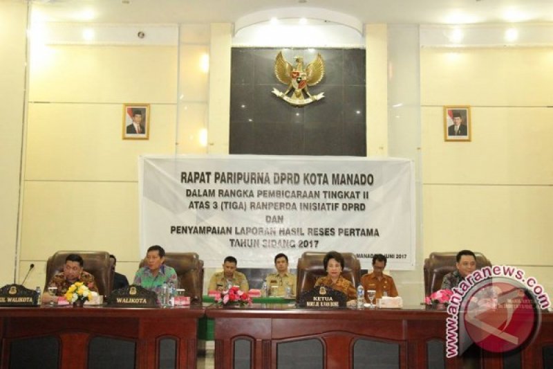 Paripurna penyampaian reses 2017 