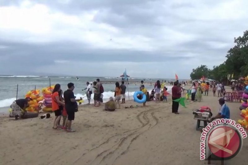 sampai jam berapa pantai sanur buka