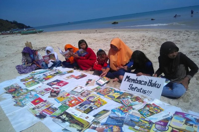 Perahu Pustaka Lampung Gelar Wisata Literasi