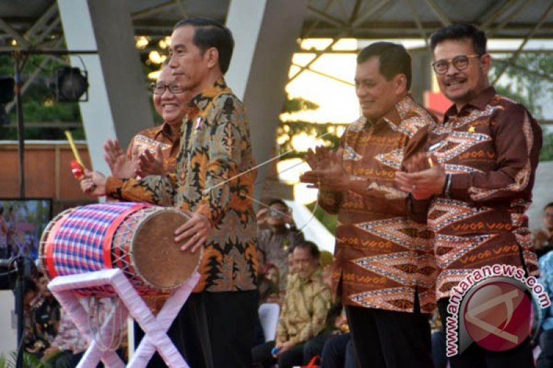 PUNCAK PERINGATAN HARKOPNAS