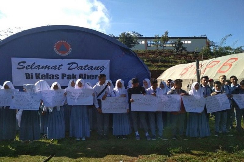 SMAN 30 Garut Tagih Janji Gubernur untuk Perbaiki Sekolah