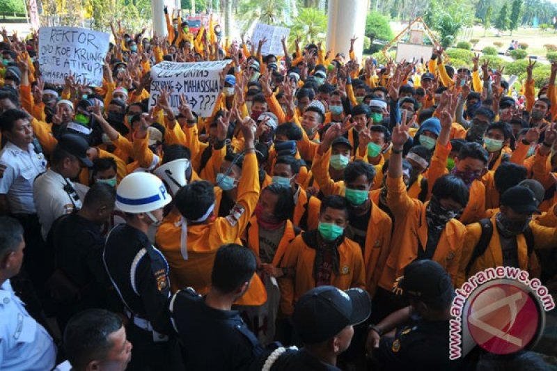 Unjuk Rasa Mahasiswa Unsri