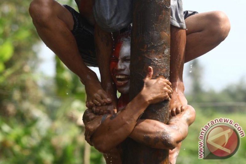 Warga Yogya semarakkan HUT RI-72