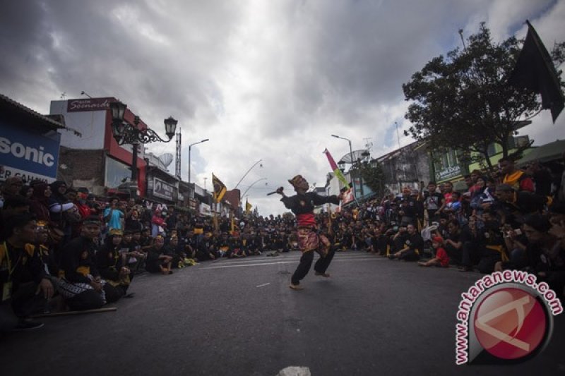 Pawai Pencak Malioboro Festival 2017