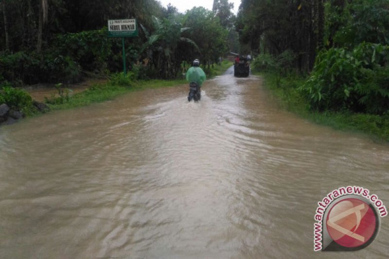 LANGGANAN BANJIR