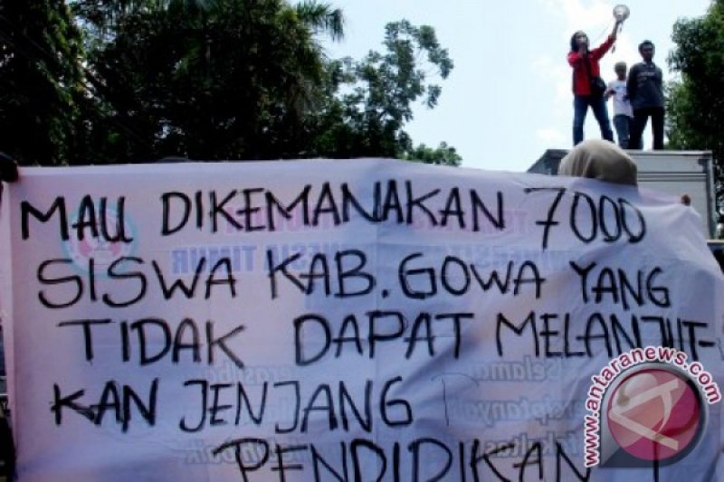 DEMO PENERIMAAN SISWA BARU GOWA