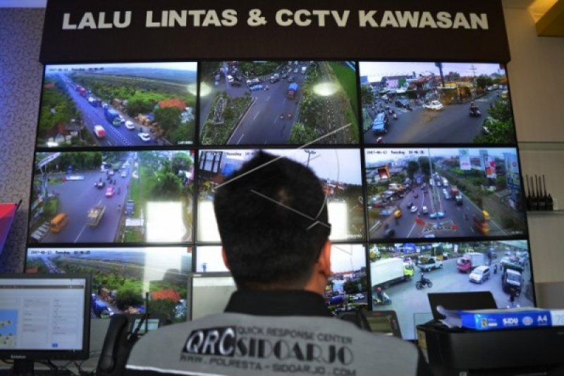 Menjaga Kota Solo Melalui Streaming CCTV Lalu Lintas