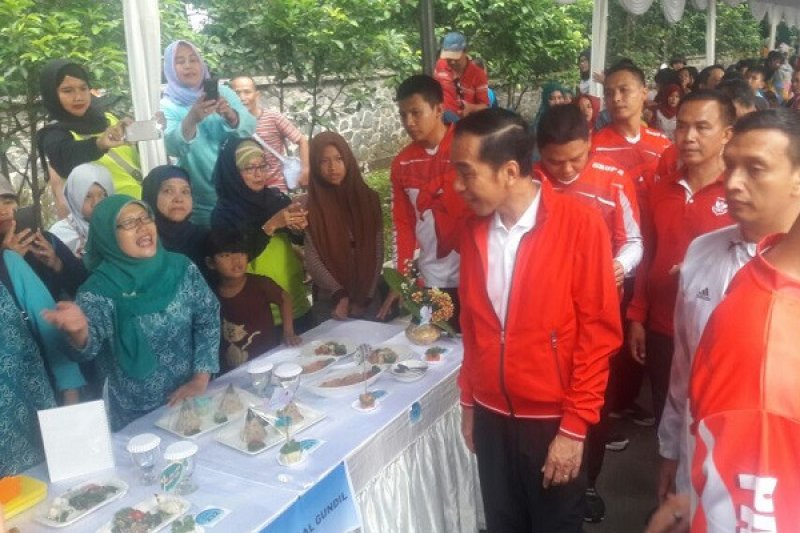 Jokowi Secara Mendadak Hadiri Festival Kuliner Ikan