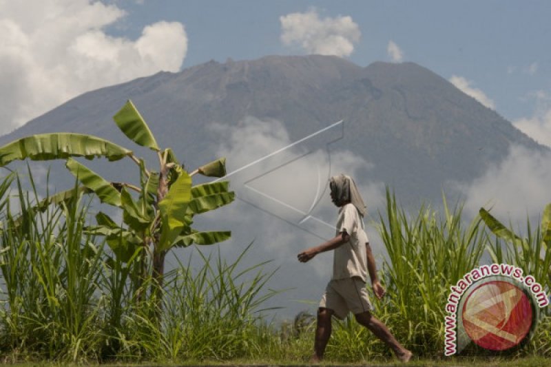 STATUS AWAS GUNUNG AGUNG