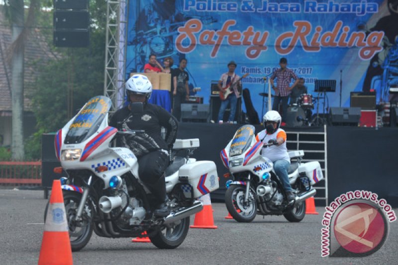 Safety Riding Polisi- Jasa Raharja
