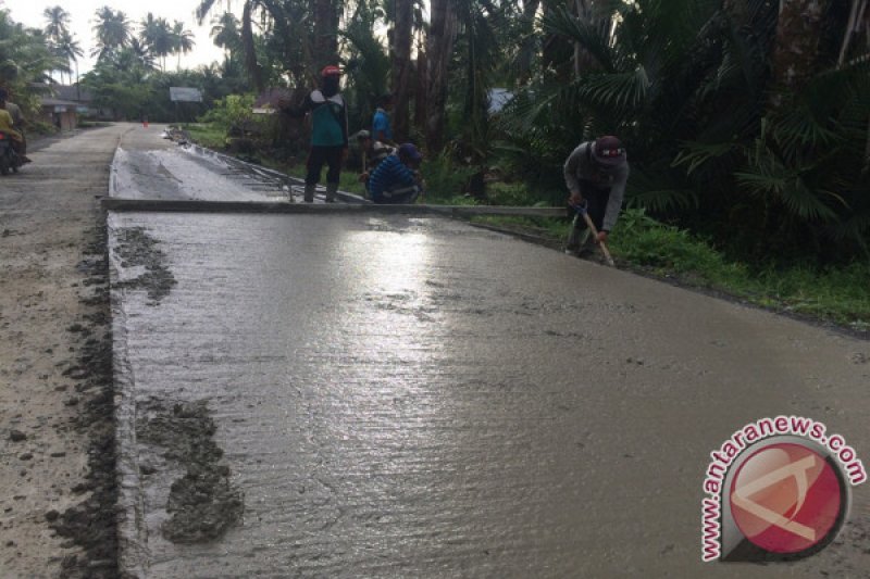 PENCORAN BADAN JALAN SIPORA