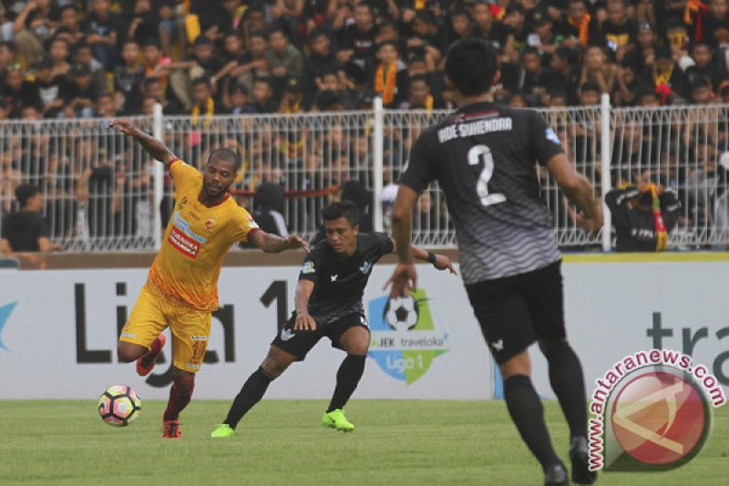 Sriwijaya FC Kalahkan Persegres