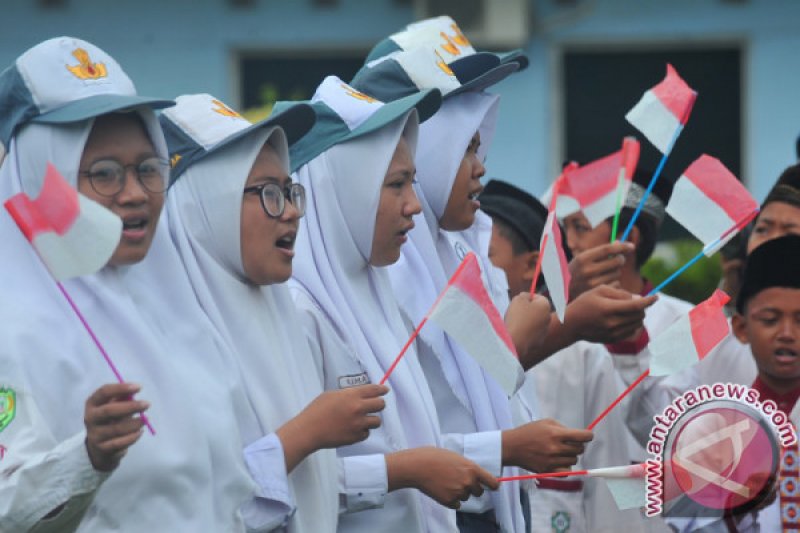 Mengenalkan Lagu Kebangsaan