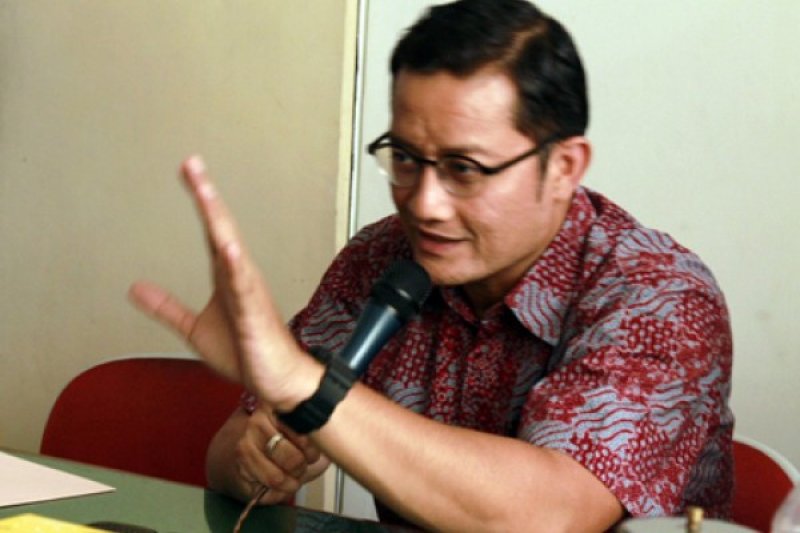 Juliari: Polemik Perpres TKA sengaja dipolitisasi