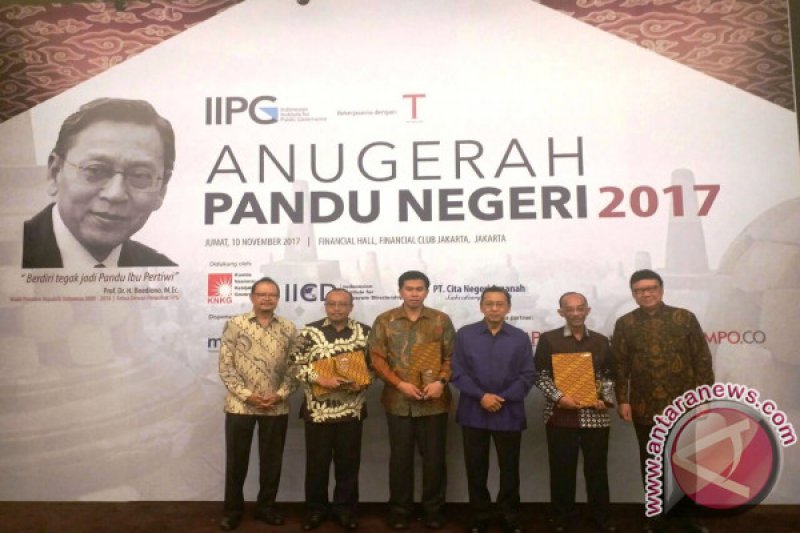 Jawa Barat Raih Anugerah Pandu Negeri 2017