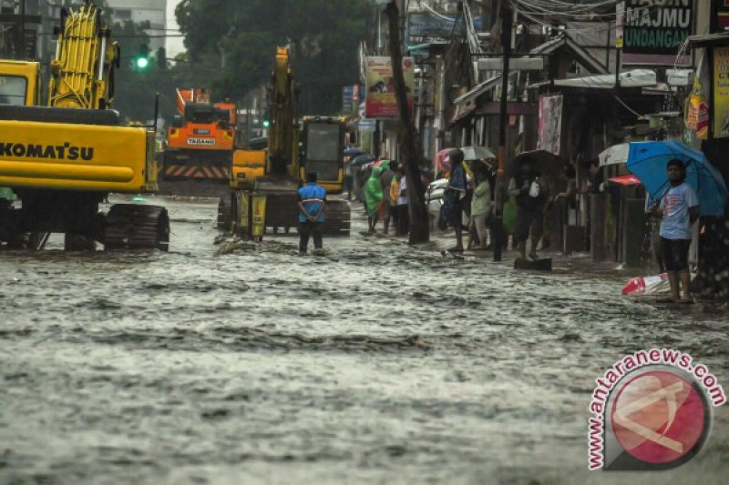 Kota Bandung dikepung banjir 
