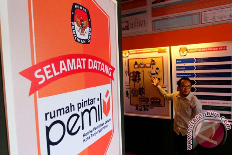 Pengamat: paslon perlu memastikan pendukung rekam KTP-e