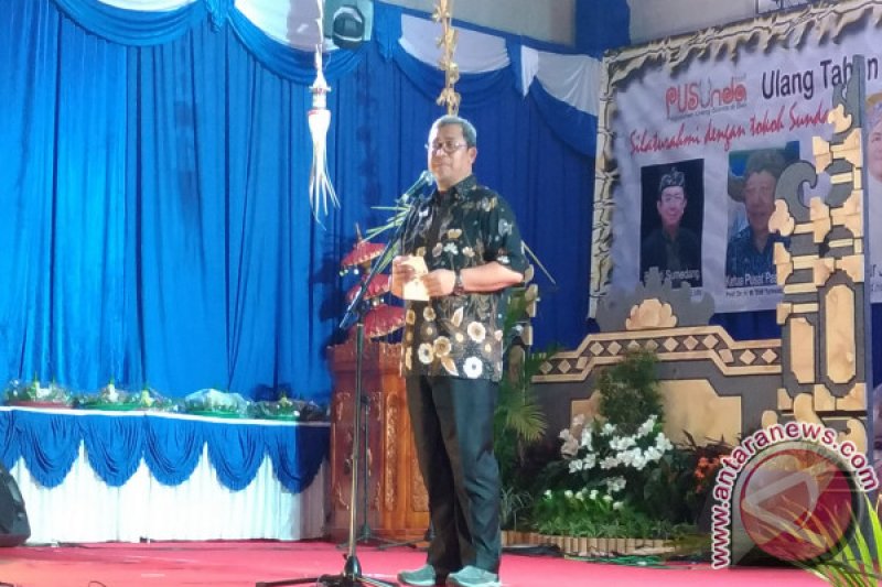 Gubernur Aher Berterima Kasih Kepada Masyarakat Bali 